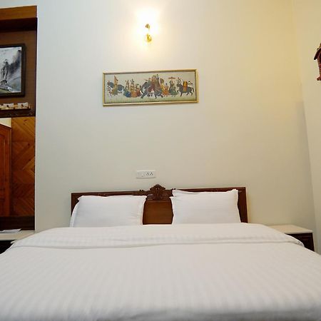 The Edgeworth Bed and Breakfast Shimla Buitenkant foto